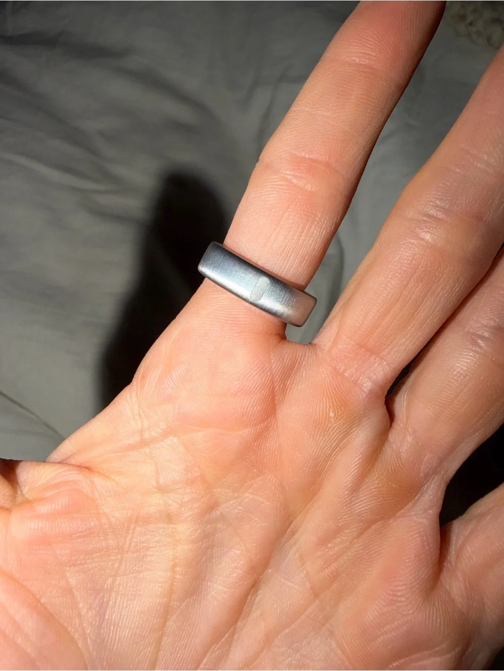 Oura Ring 5 - Silver (Brushed Silver Finish)